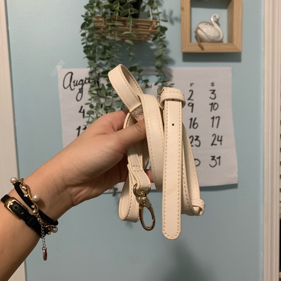 White Mini Purse - Picture 4 of 4